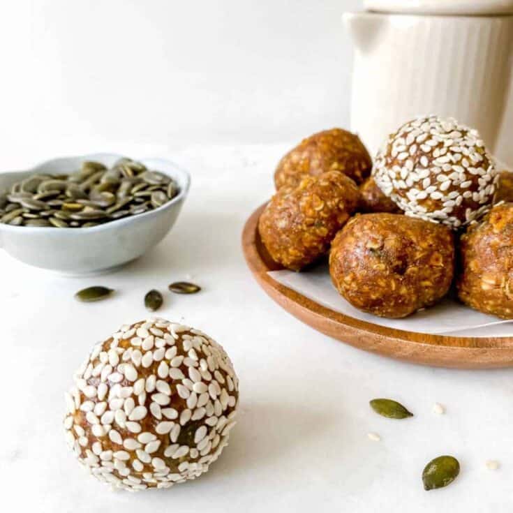 Image for Turmeric ginger energy balls (no bake, without dates)